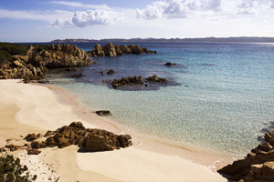 <p>Le spiagge più belle della Sardegna in cui passare l'estate 2020</p>
 | Allianz Global Assistance